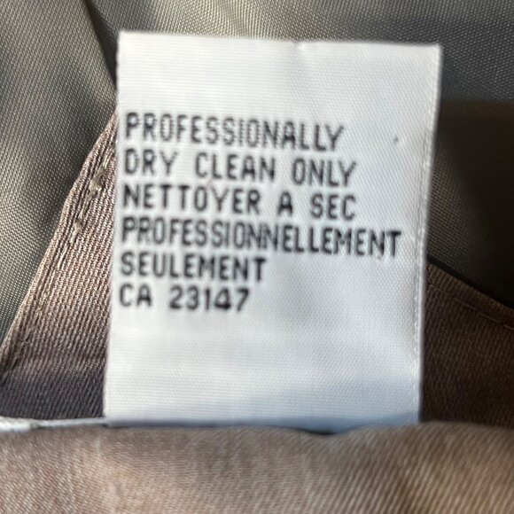 VTG Talbots Petites 10P Long Trench Coat Beige Pockets Button Style Sophisticate - Picture 15 of 16